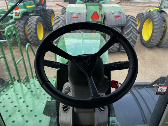 2024 John Deere 800R - Photo32