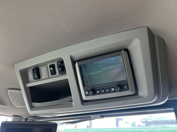 2024 John Deere 800R - Photo33