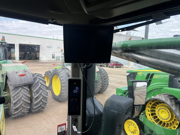 2024 John Deere 800R - Photo36