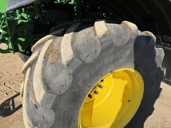 2024 John Deere 800R - Photo10