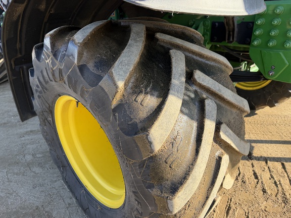 2024 John Deere 800R - Photo12