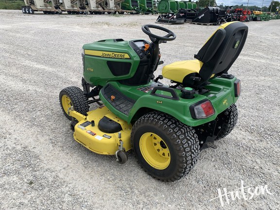 Photo of 2017 John Deere X758