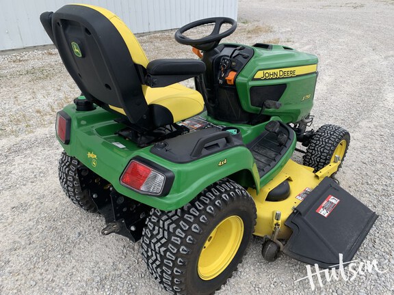 Photo of 2017 John Deere X758