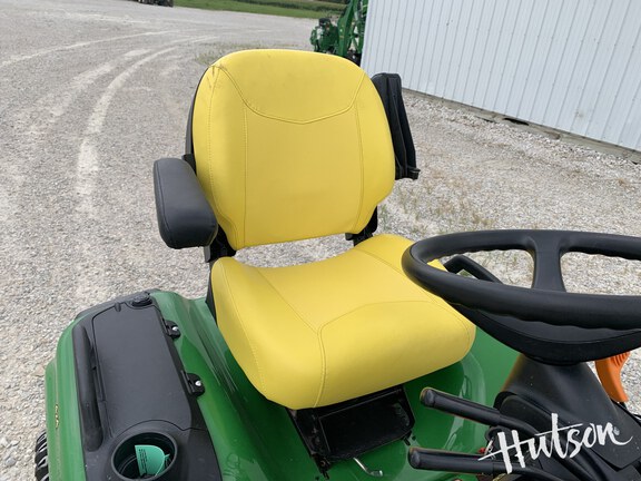 Photo of 2017 John Deere X758