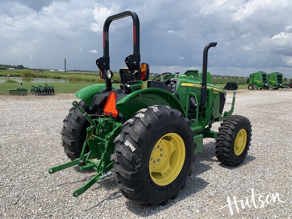 Photo of 2024 John Deere 5067E