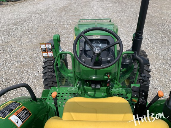 Photo of 2024 John Deere 5067E