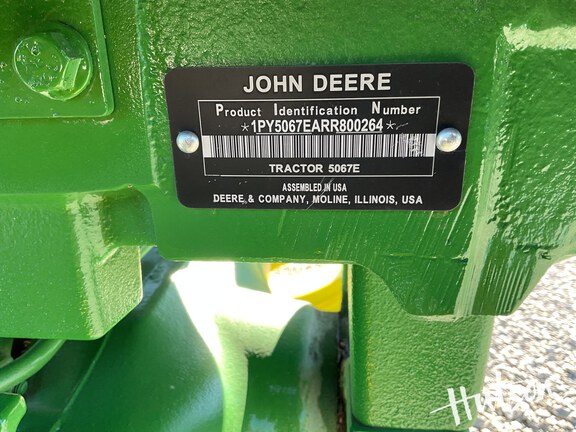 Photo of 2024 John Deere 5067E