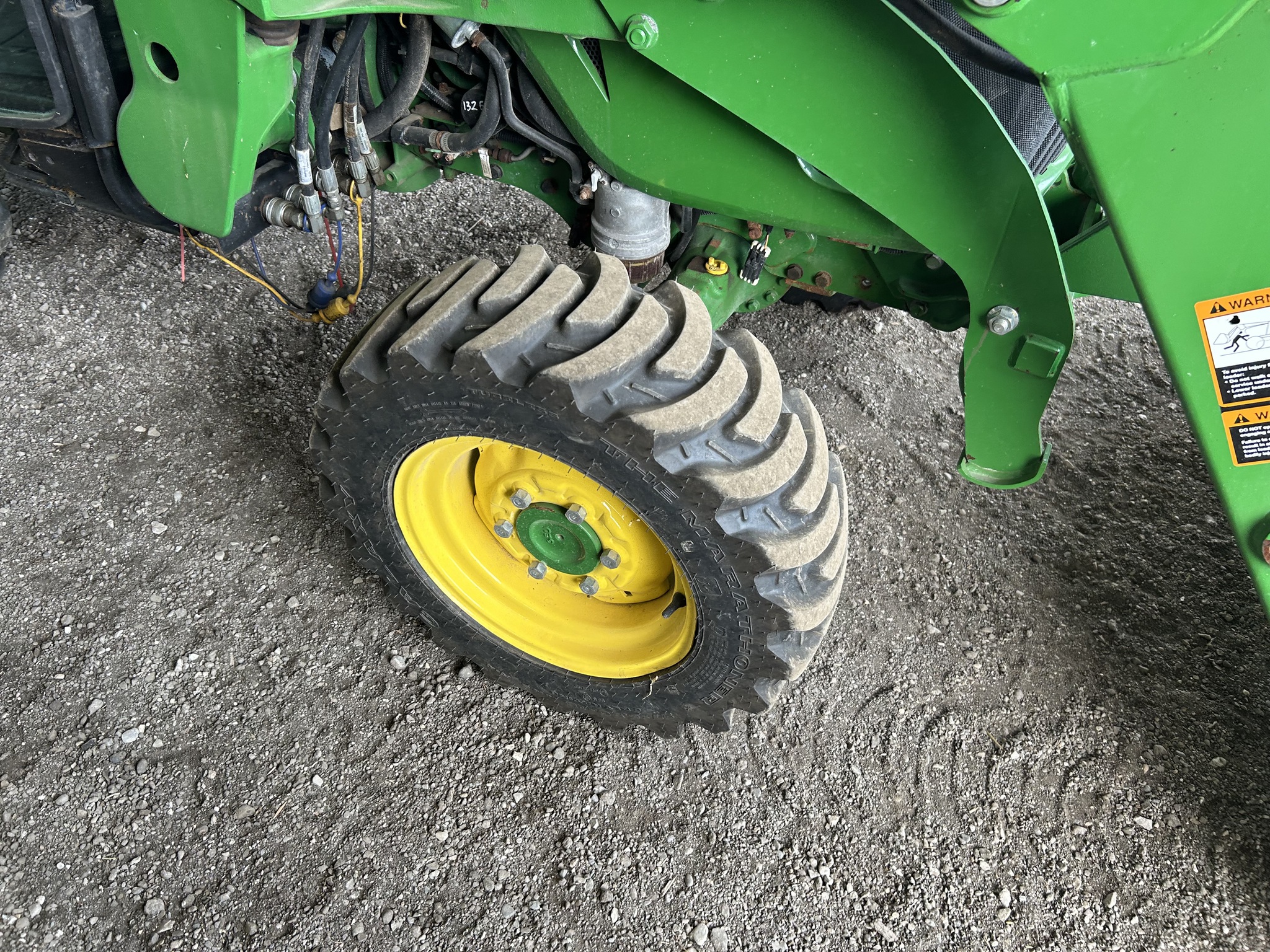 2021 John Deere 3039R Image 13