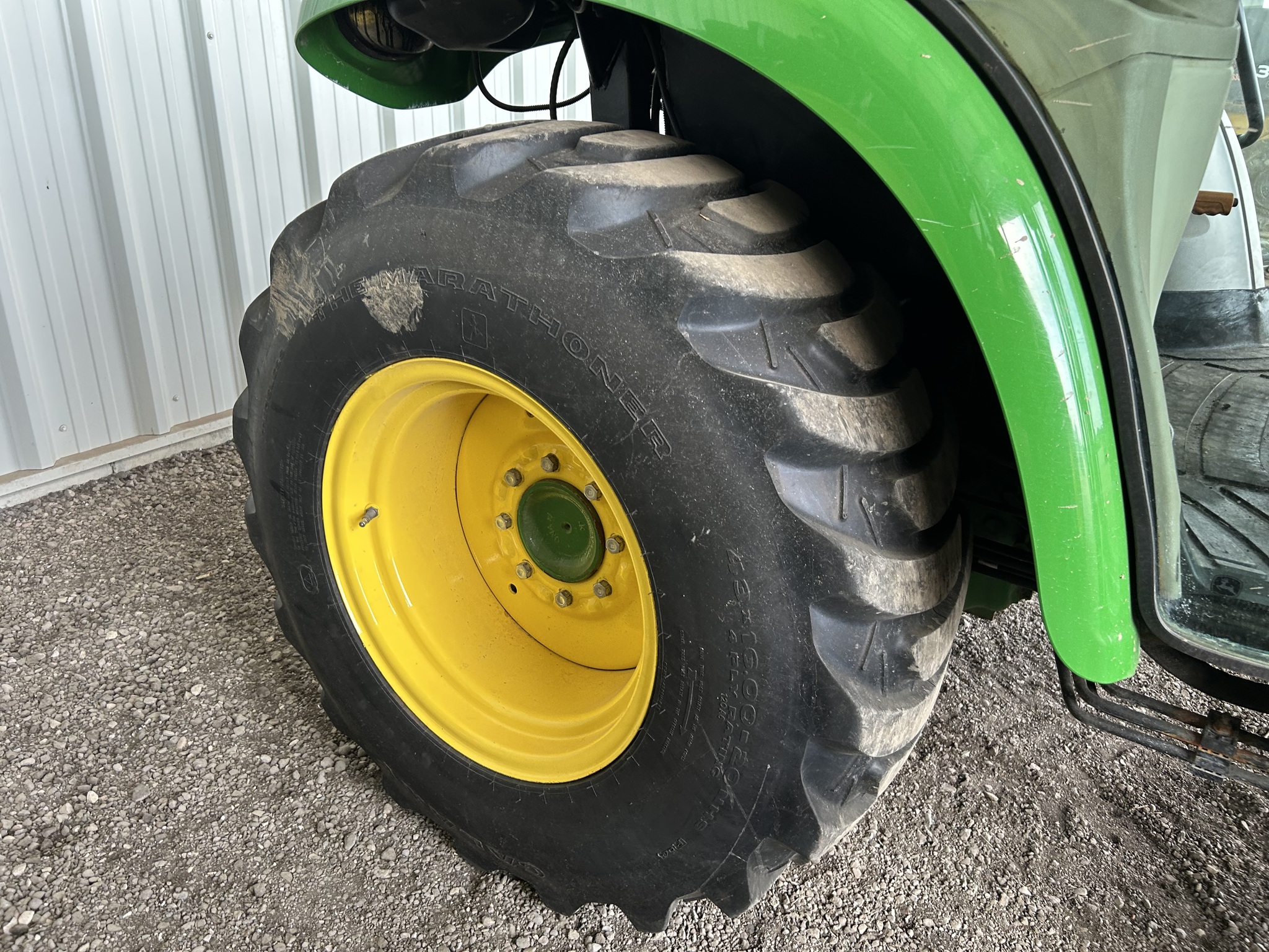 2021 John Deere 3039R Image 14