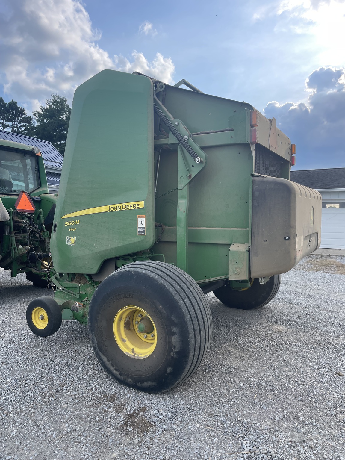 2022 John Deere 560M Image 2
