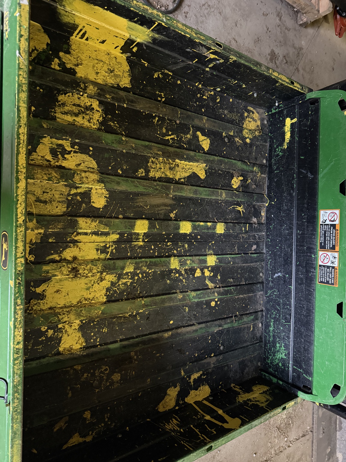 2016 John Deere HPX 4X4 Image 4
