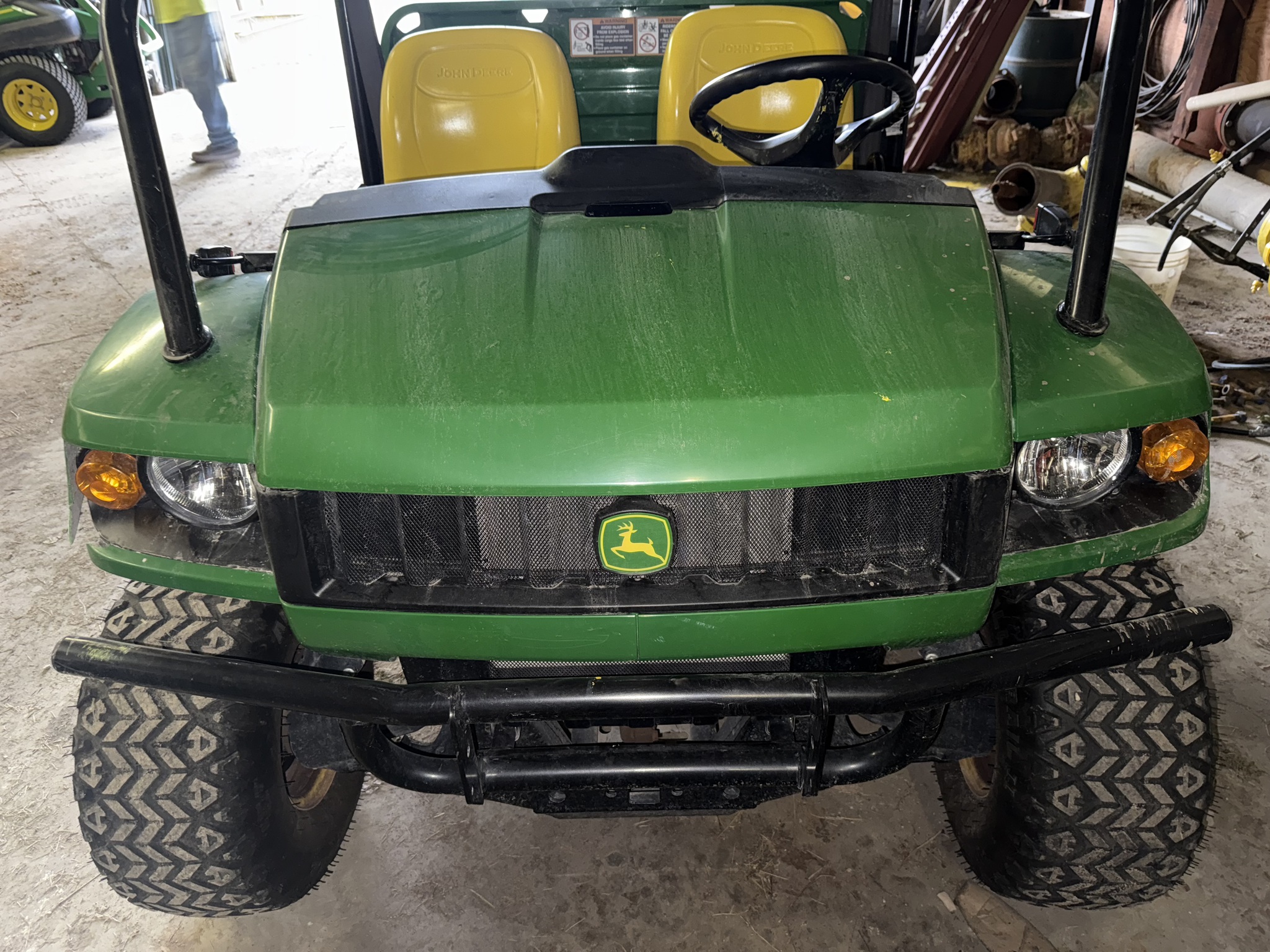 2016 John Deere HPX 4X4 Image 2