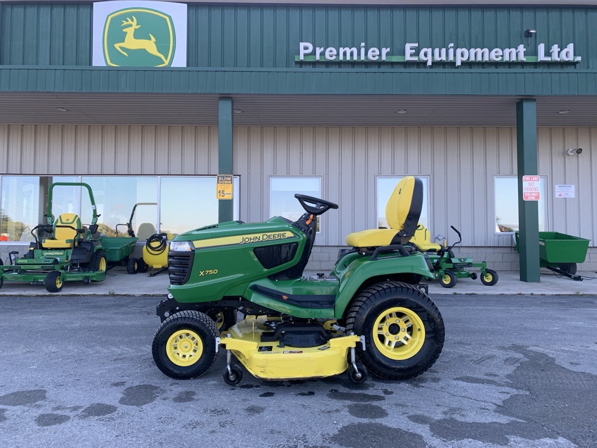 2020 John Deere X750 Image 1