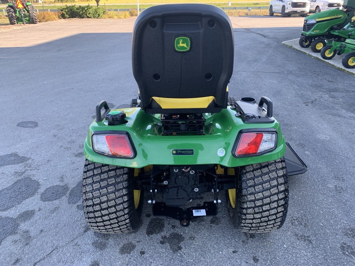 2020 John Deere X750 Image 7