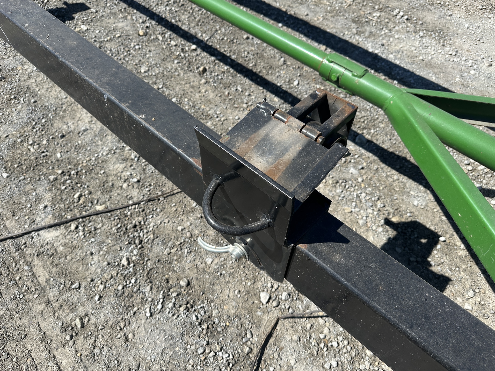 2012 E-Z Trail 880 Image 7