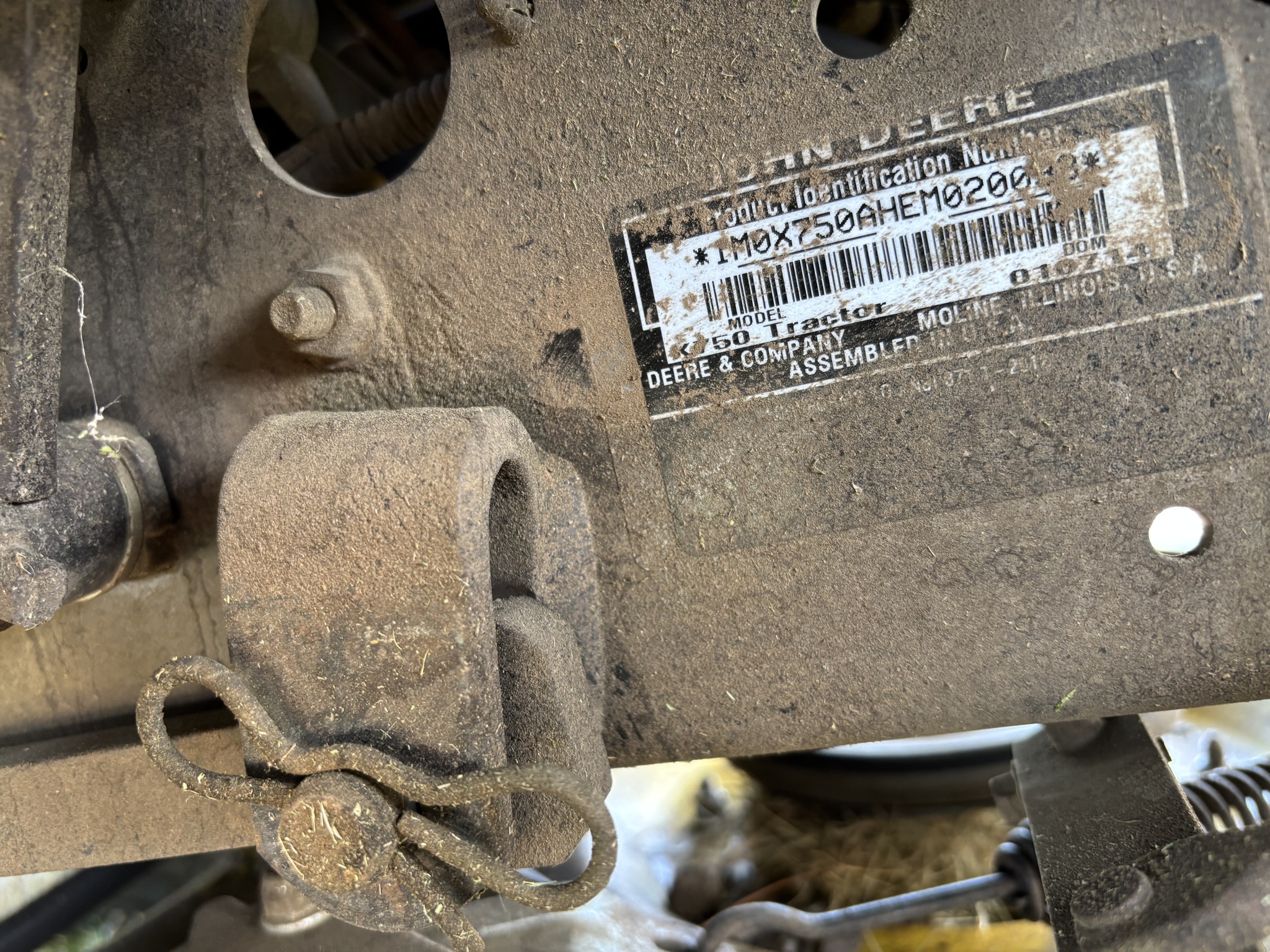 2014 John Deere X750 Image 9