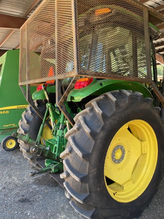 2013 John Deere 6115D-8