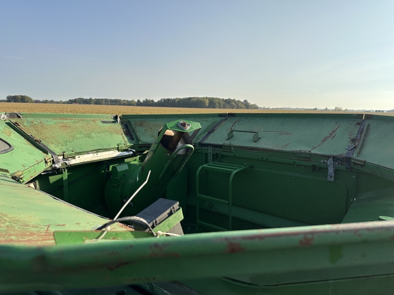 Photo of 2003 John Deere 9550