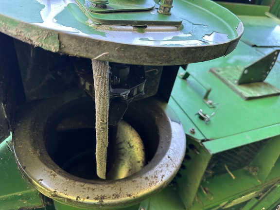 Photo of 2003 John Deere 9550