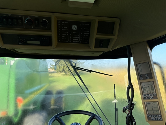 Photo of 2003 John Deere 9550
