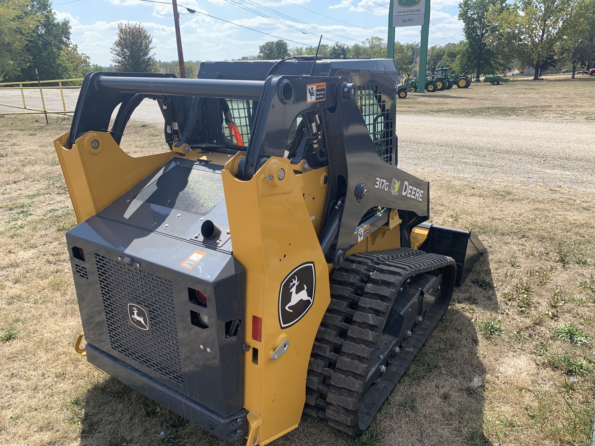 2025 John Deere 317G Image 8