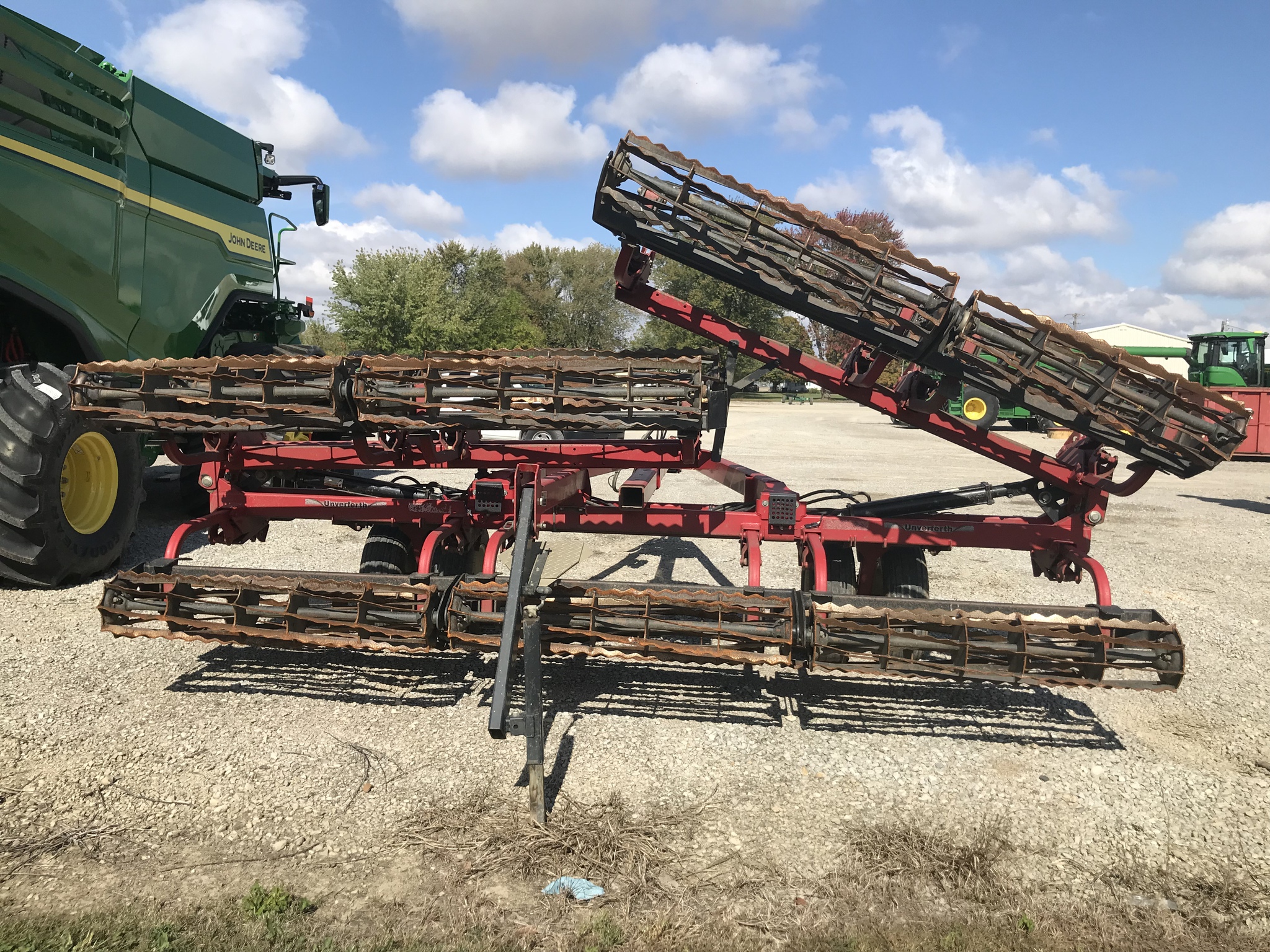 2020 Unverferth 1245-33 Image 2