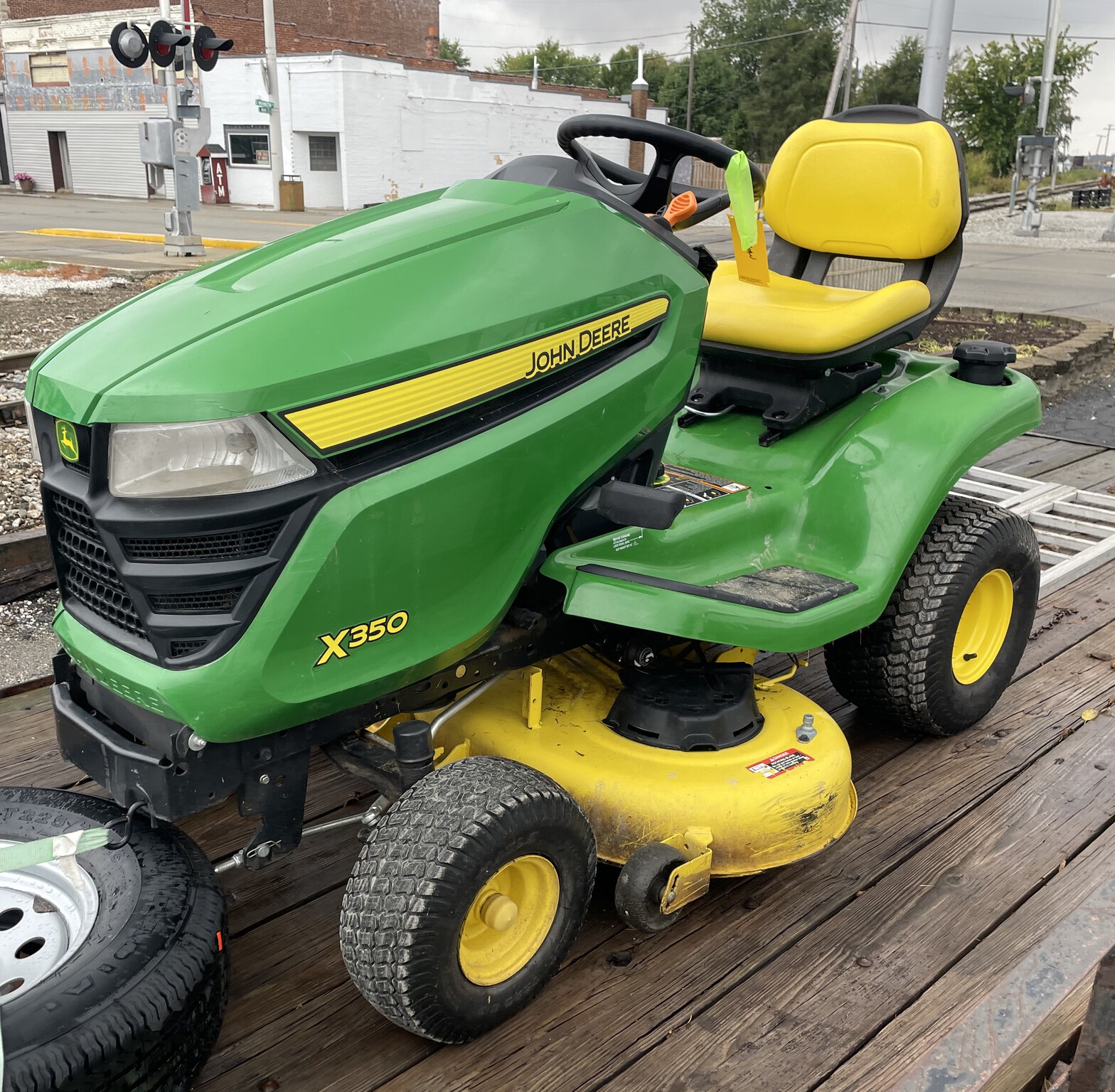 2020 John Deere X350 Image 1