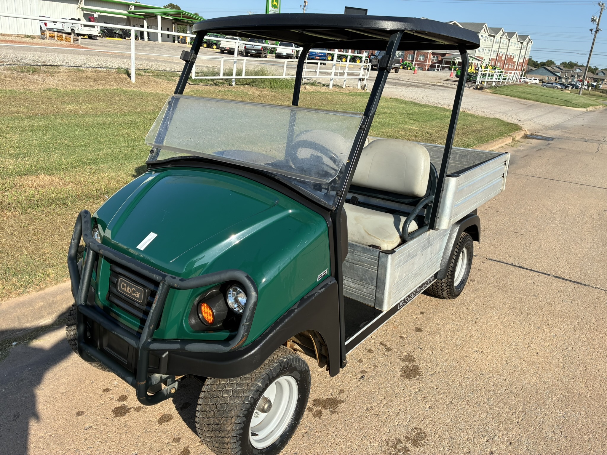 2017 Club Car CARRYALL 500 Image 1