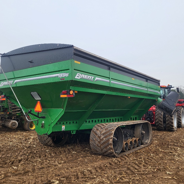 2013 Brent 1596 Grain Carts