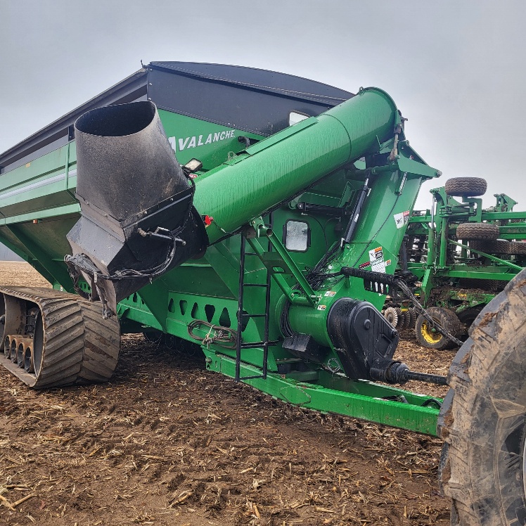 2013 Brent 1596 Grain Carts