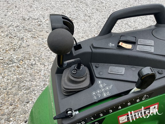 Photo of 2024 John Deere 2032R