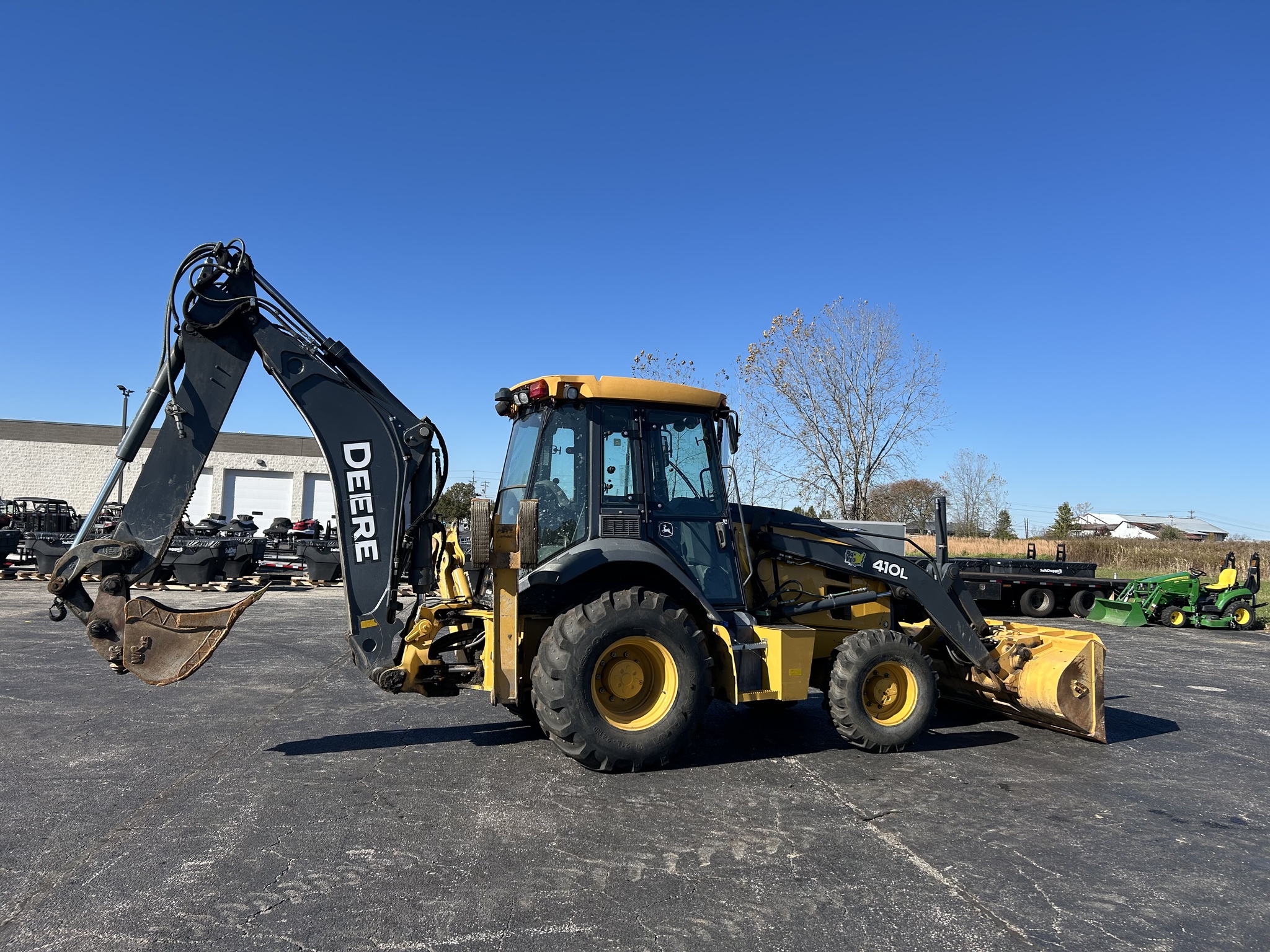 2020 John Deere 410L Image 3