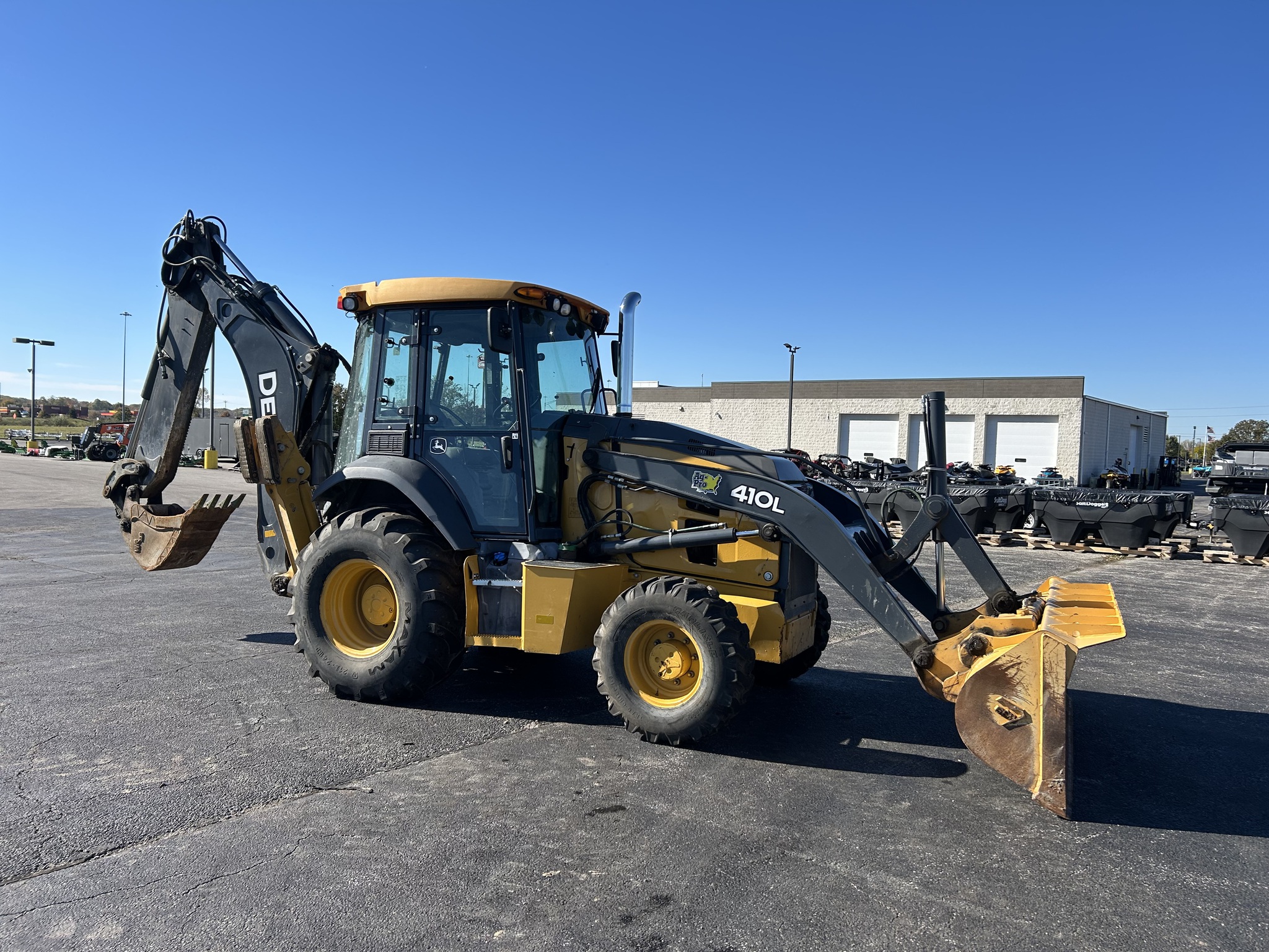 2020 John Deere 410L Image 4