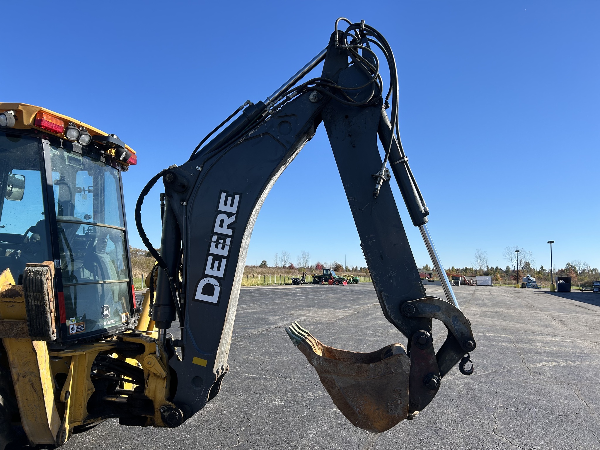 2020 John Deere 410L Image 10