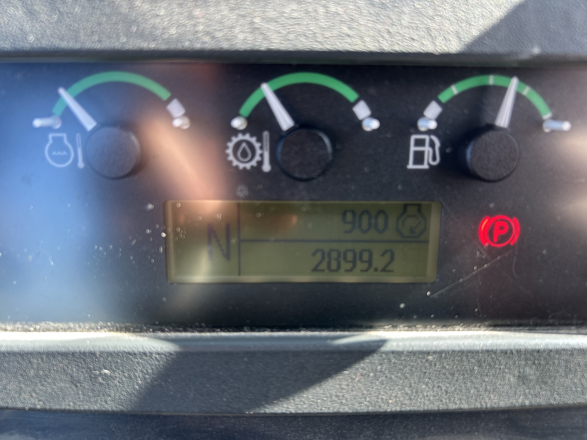 2020 John Deere 410L Image 16