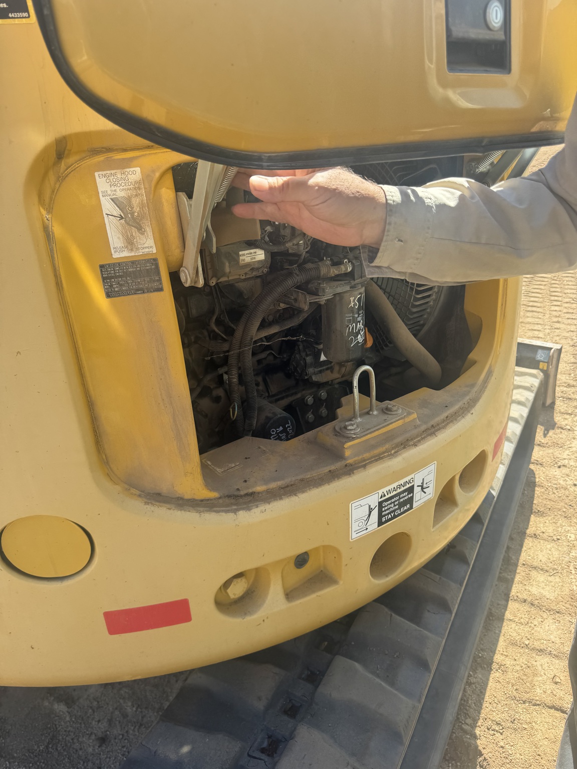 2018 John Deere 50G Image 2