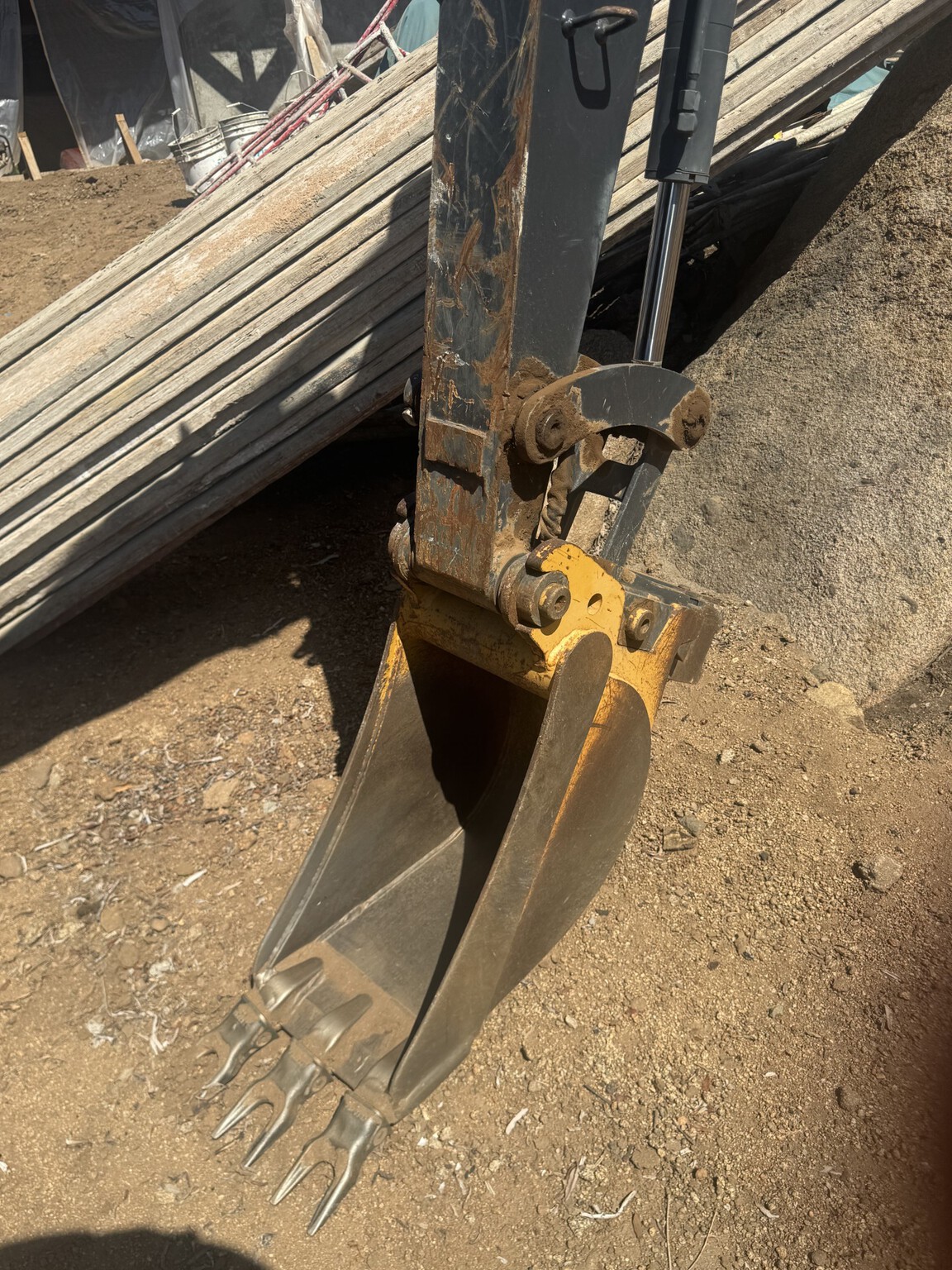 2018 John Deere 50G Image 18