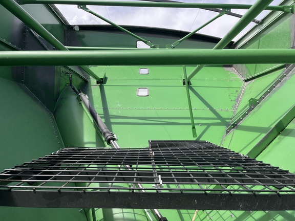 2024 Brandt 1520XT - Photo15