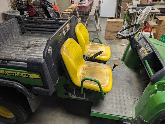 2014 John Deere TX 4X2 - Photo4