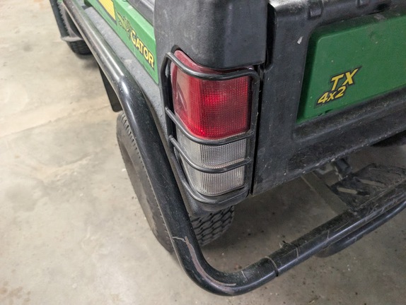 2014 John Deere TX 4X2 - Photo15