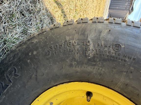 2014 John Deere TX 4X2 - Photo12