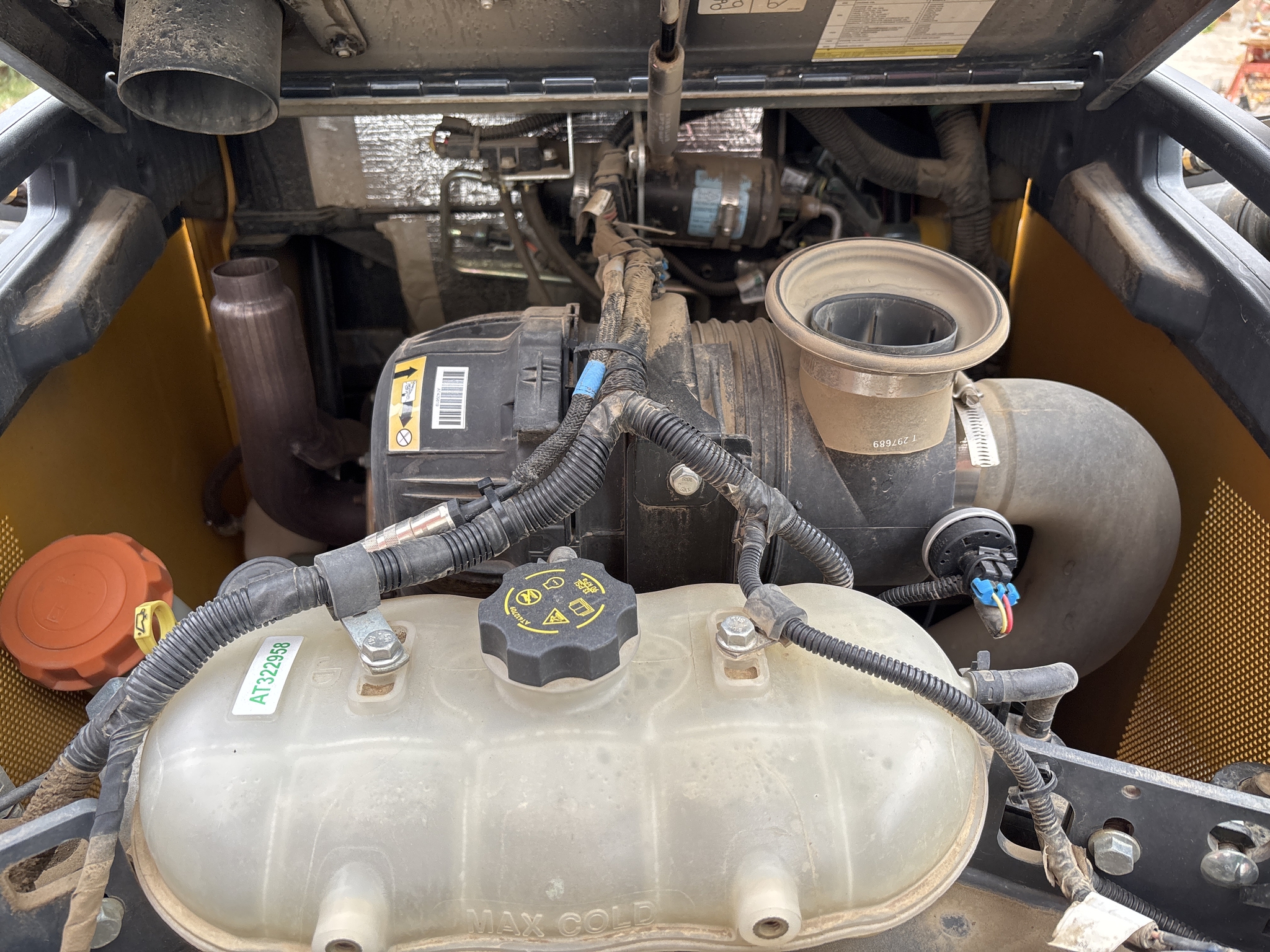 Used 2023 John Deere 324G Skid Steer Loaders at Koenig Equipment in Urbana, OH - PhotoXL19