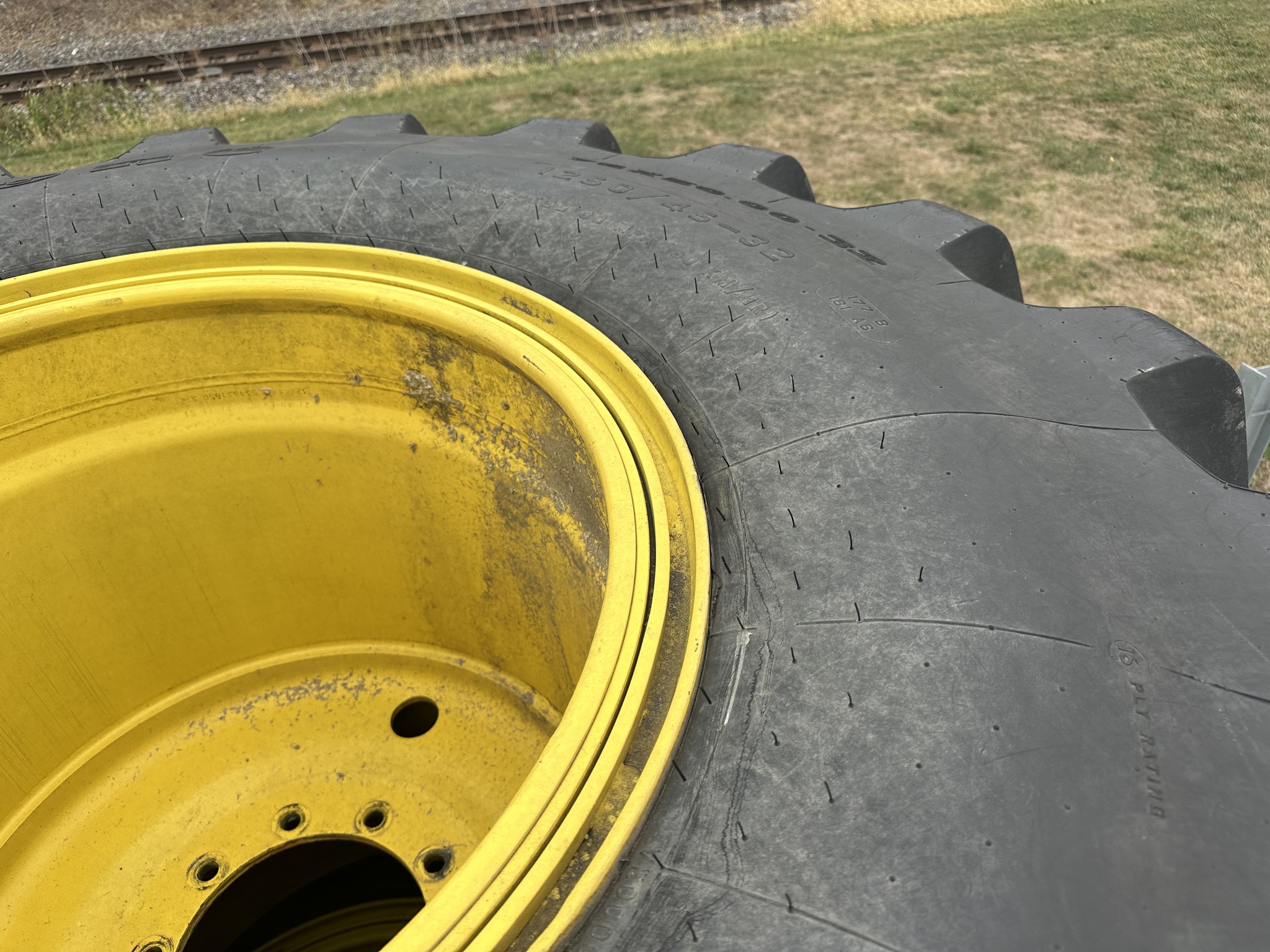 Firestone 76/50R32 Image 7