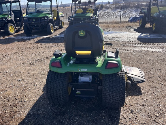 2022 John Deere X570 - Photo6