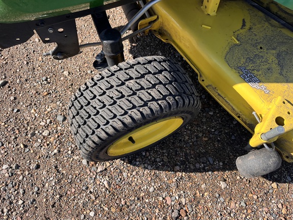 2022 John Deere X570 - Photo10