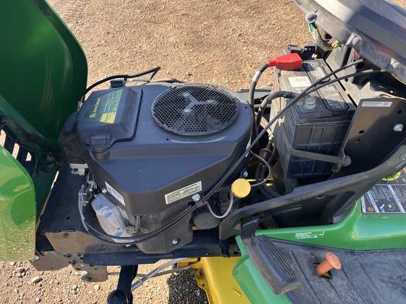 2022 John Deere X570 - Photo17
