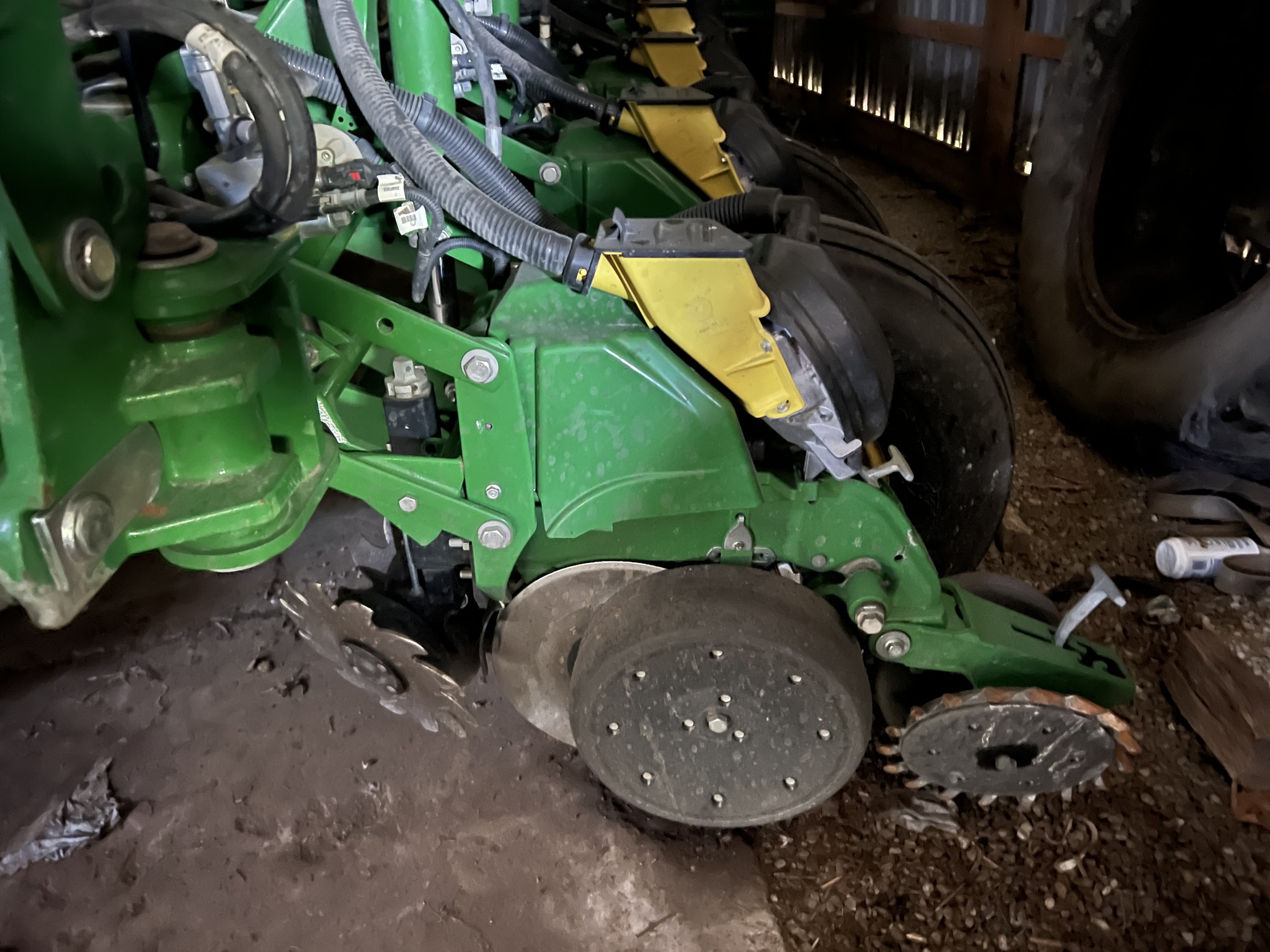 2017 John Deere 1775NT Image 5