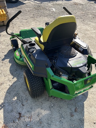 2023 John Deere Z320R-4