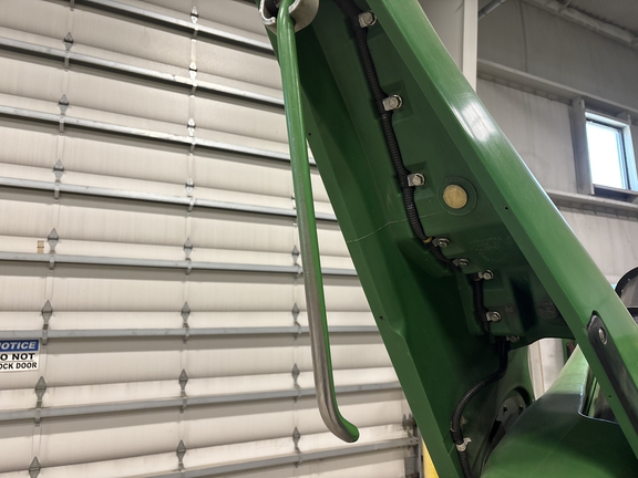 Used 2023 John Deere C12F Corn and Row Crop headers at Koenig Equipment in Greenville, OH - Photo8