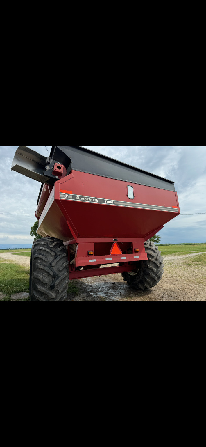  1995 Unverferth 7000 at Heritage Tractor in Lacon, IL